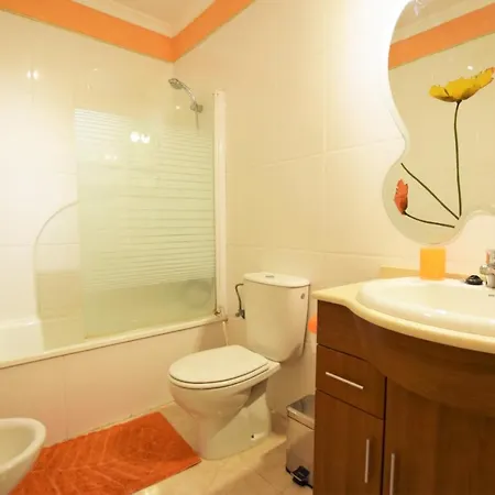 Apartament Sophisticated Apartment With Bbq & Pool & Beach *